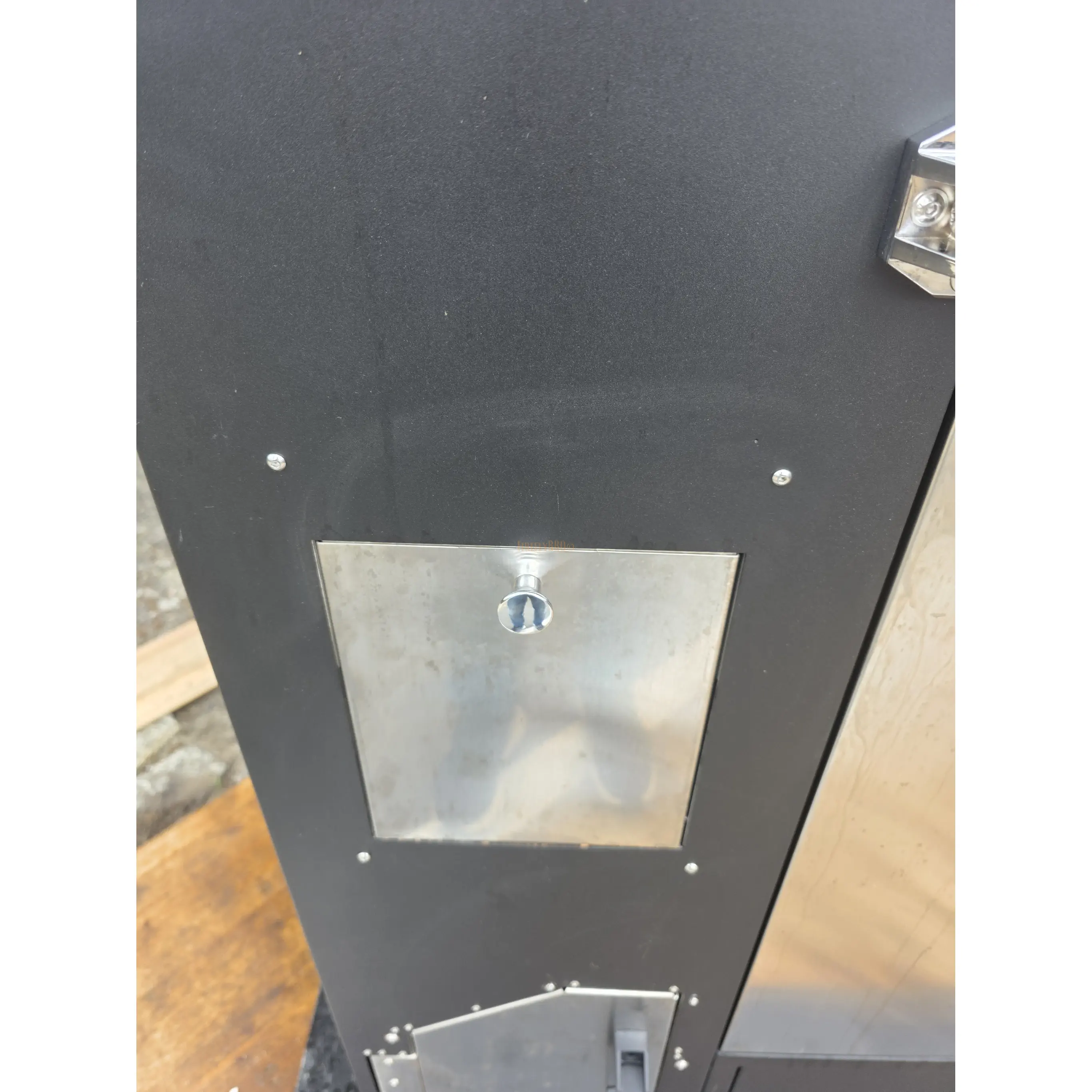 Borniak Commercial Smoker with 10 Shelves - Image 10