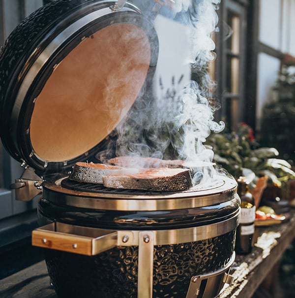 Monolith Natural Lump Charcoal 8kg for Barbecues - Image 5